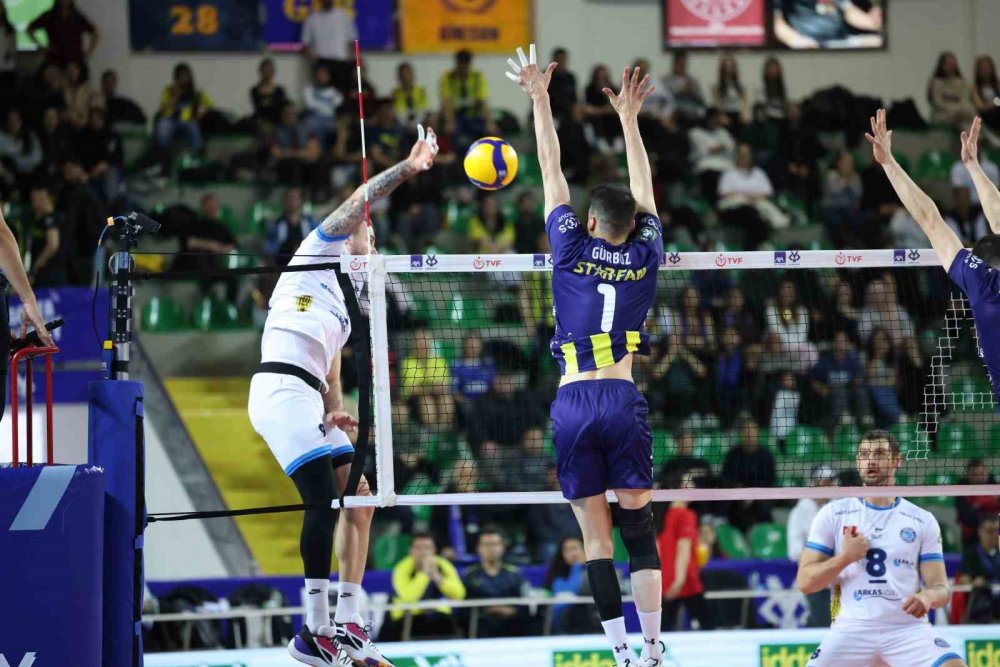 RİZE 2025 Erkekler Axa Sigorta Kupa Voley: Fenerbahçe: 3 - Arkas Spor: 1