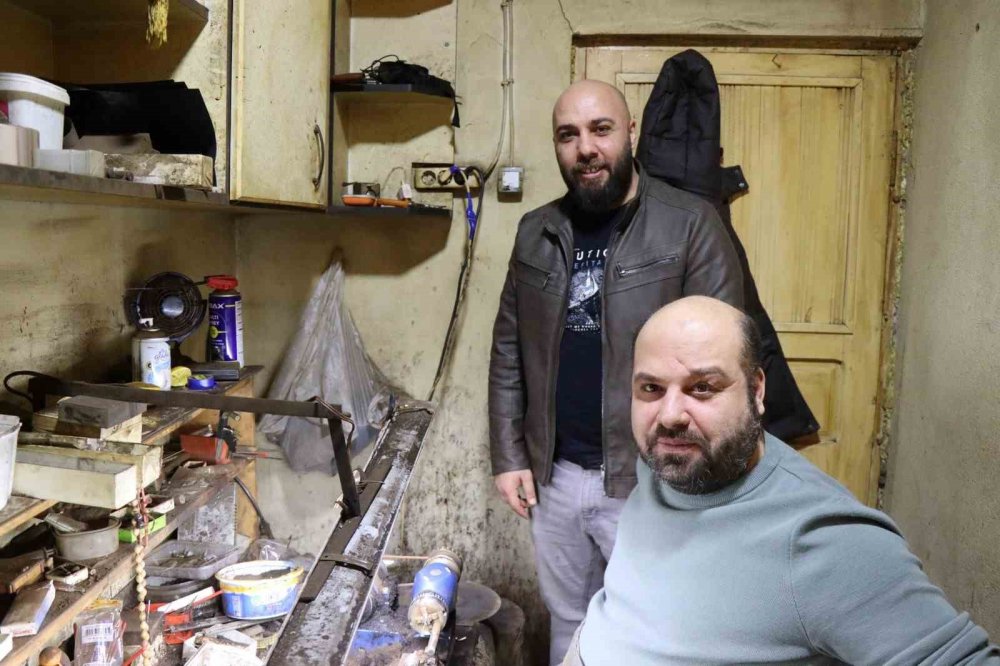 Esmâ-i Hüsnâ’yı Oltu Taşı İle Buluşturuyor