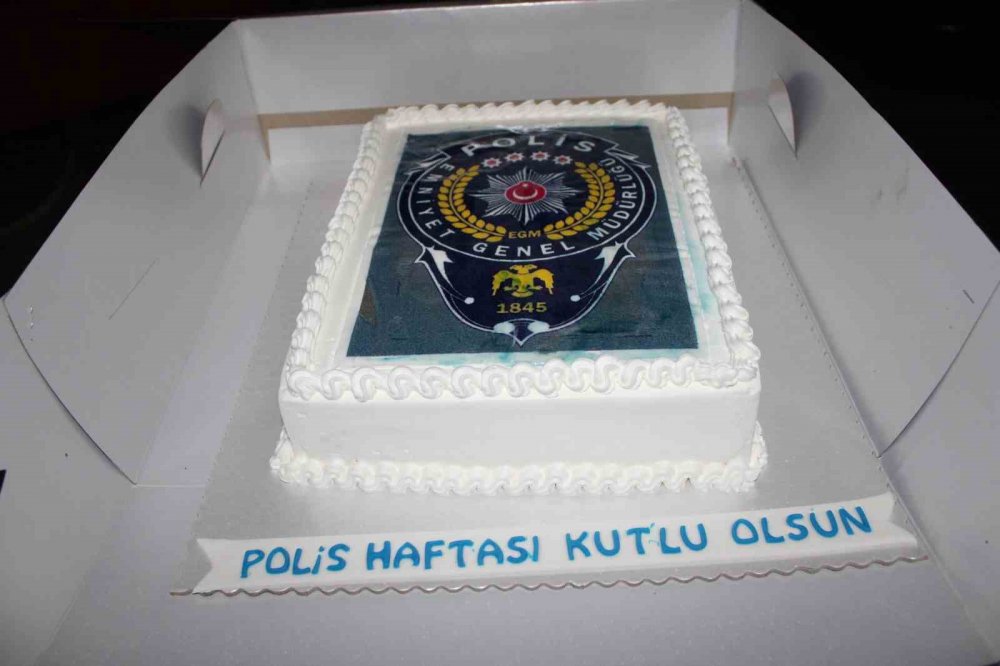 Ordu’da Olay İhbarına Giden Polislere Pasta Sürprizi
