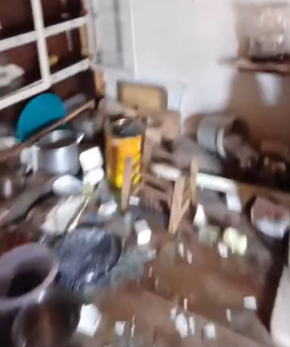 Kış Uykusundan Uyanan Ayılar Anzer Yaylası’ndaki Evleri Talan Etti