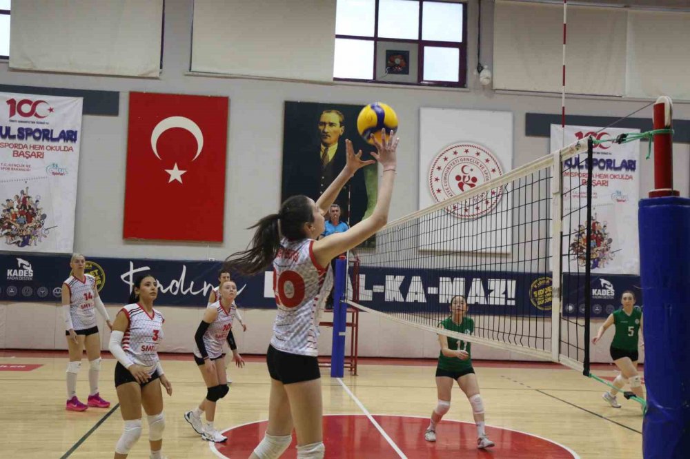 İşitme Engelliler Voleybol Şampiyonası, Karabük’te Devam Ediyor