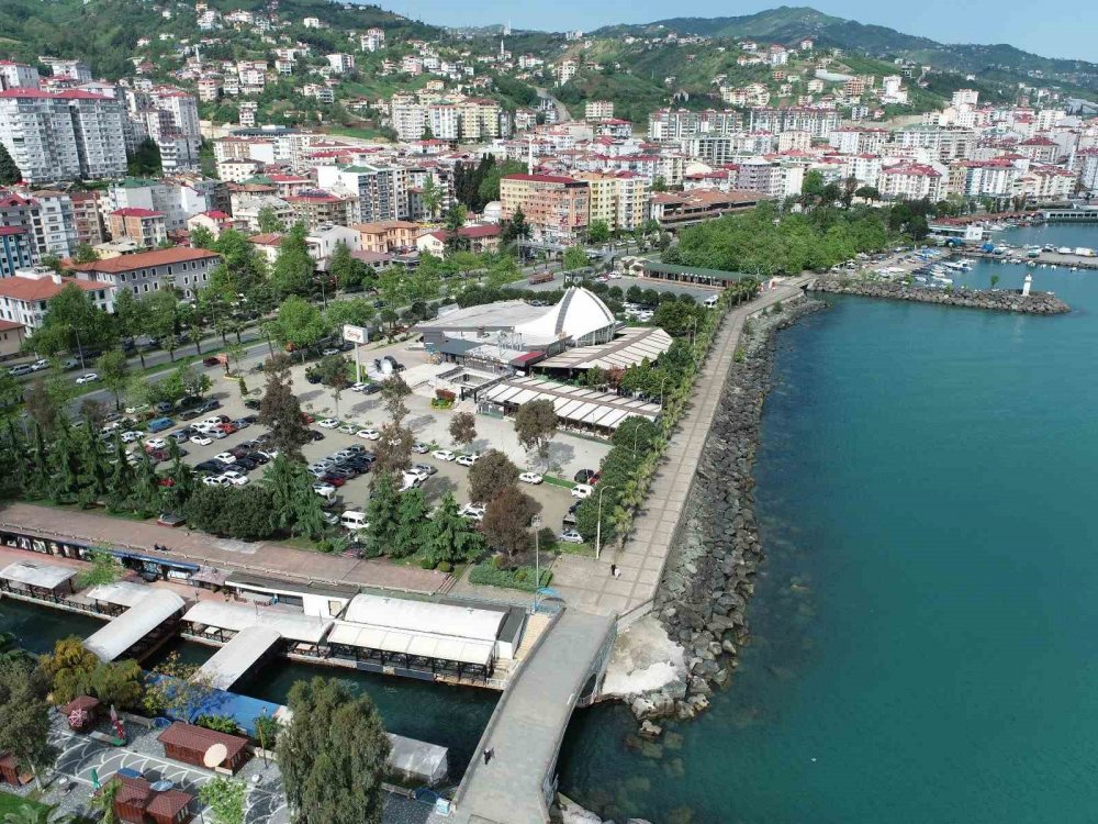 Akçaabat Sahil Park 3. Etap Yenileme Çalışmaları Başlıyor