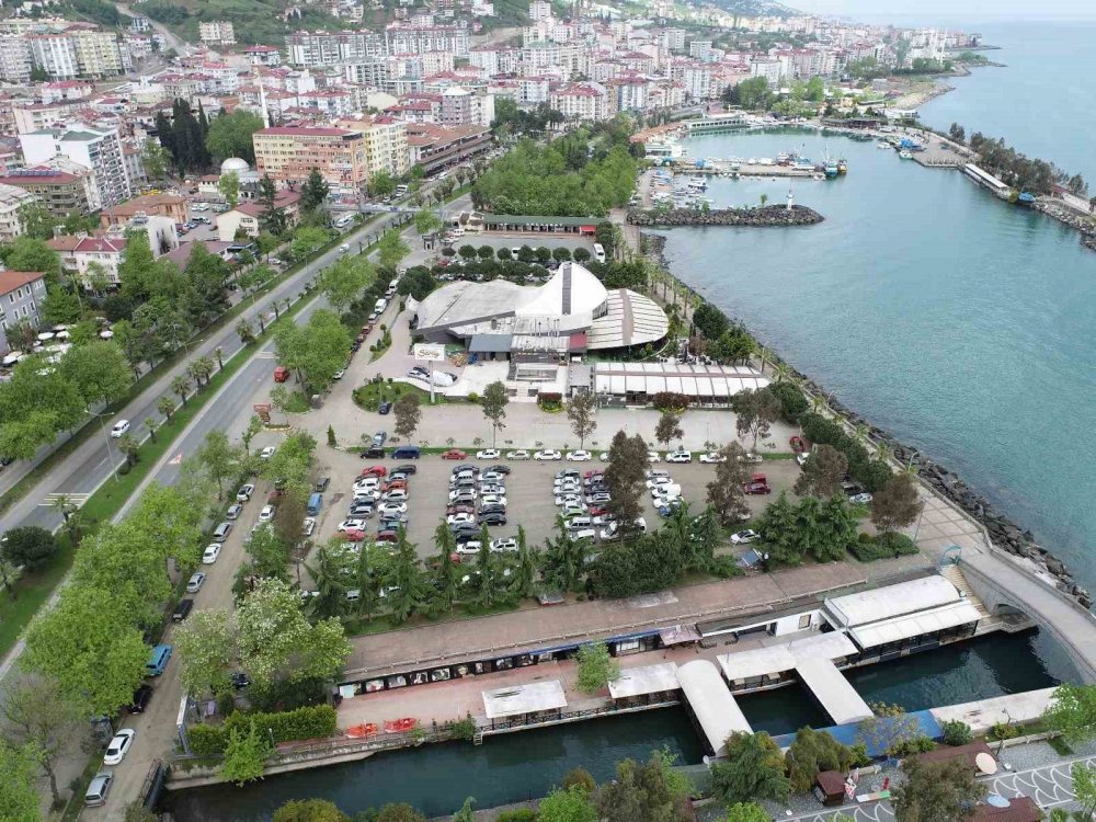 Akçaabat Sahil Park 3. Etap Yenileme Çalışmaları Başlıyor