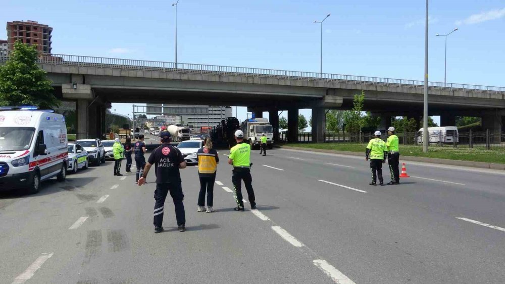 Trabzon’da ‘fermuar Sistemiyle Yaşama Yol Ver’ Etkinliği