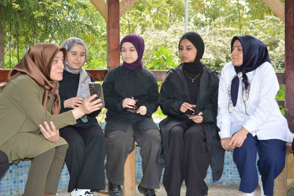 Ordu’da Tek Yumurta İkiz Öğretmen Anneler, Aynı Okulda 15 Yıldır Birlikte Görev Yapıyor