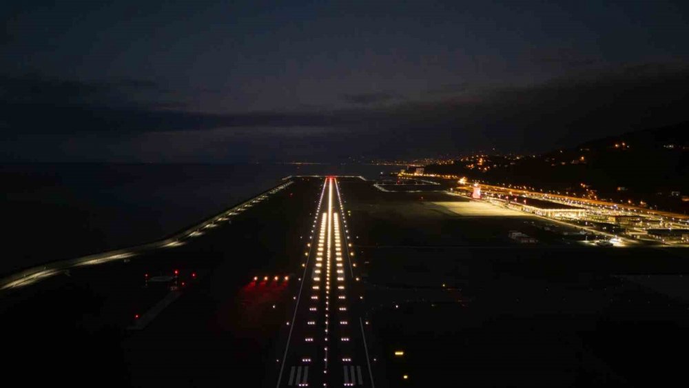 Rize-artvin Havalimanı’na Zorlu Hava Şartlarında Uçak İnişleri İçin Yeni Sistem Devrede