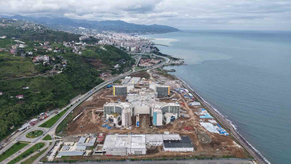 Trabzon Şehir Hastanesi İnşaatının Yüzde 75’i Tamamlandı