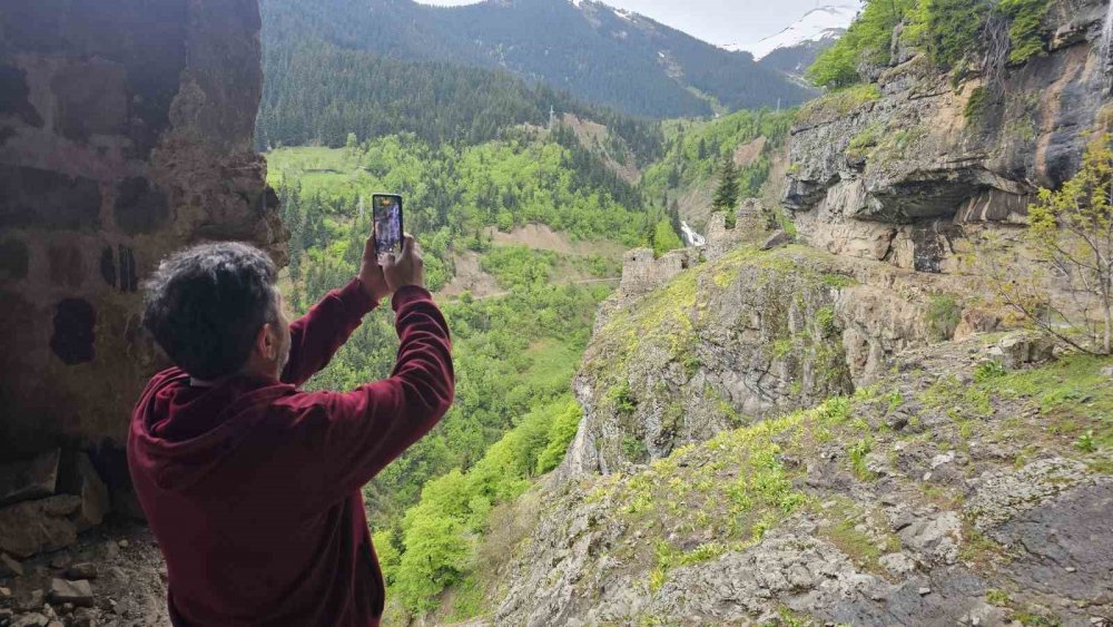 Artvin’de Tarihi Ticaret Yolu Drone İle Görüntülendi