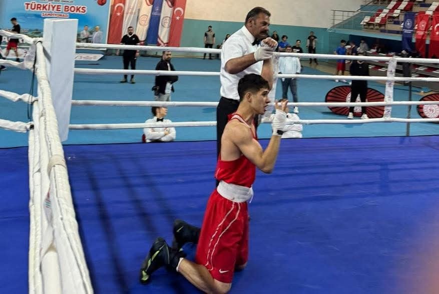 Türkiye Boks Şampiyonası’nda Büyük Başarı