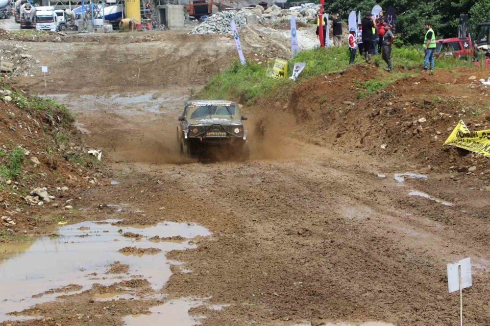 Karadeniz Off-Road Kupası Rize Ardeşen’de Başladı