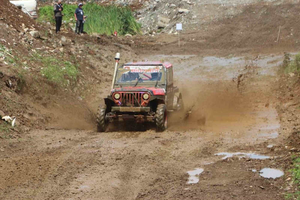Karadeniz Off-Road Kupası Rize Ardeşen’de Başladı