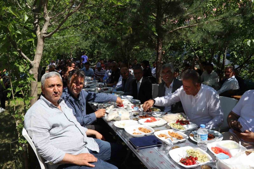 Erzurum’da İmece Usulü Festival