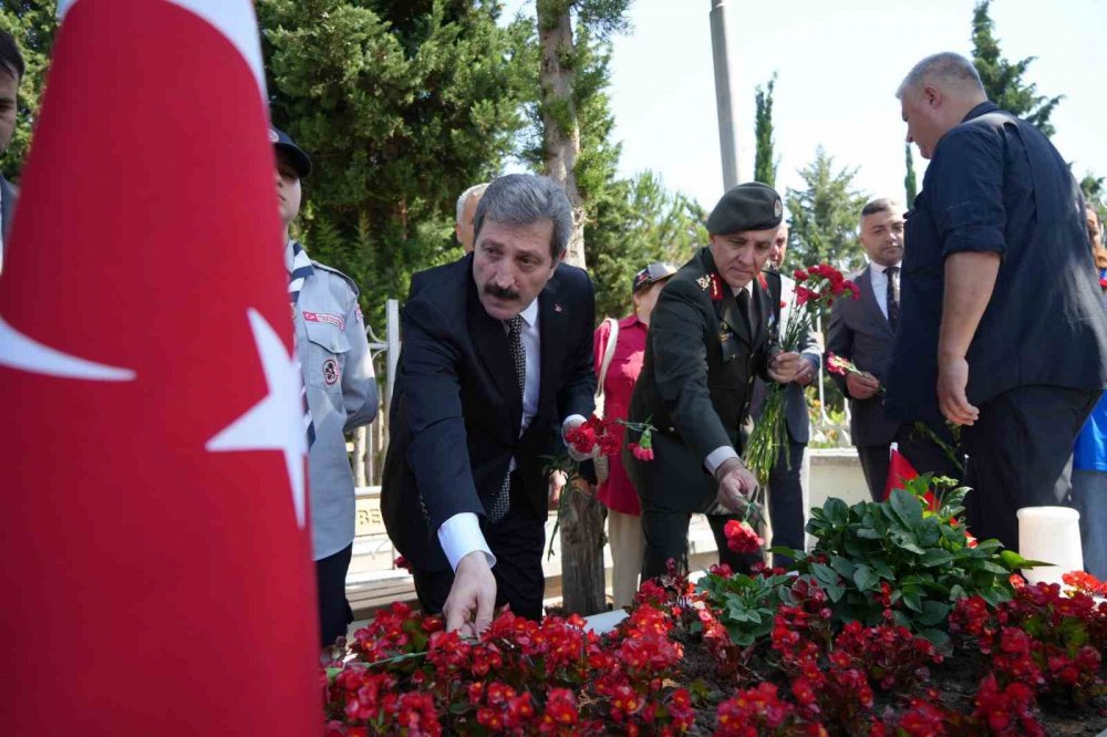 15 Temmuz, Samsun’da Şehitlikte Anıldı