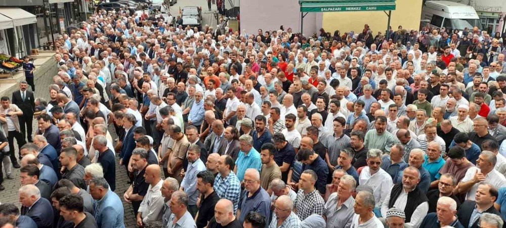 Eski Bakan Mustafa Demir’e Son Görev