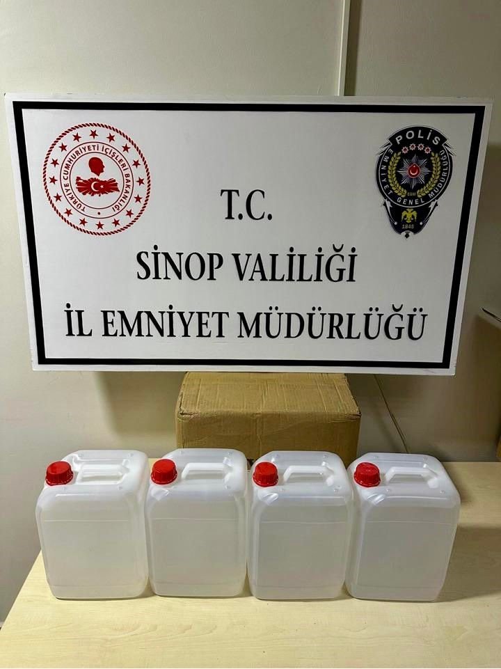 Sinop’ta Kaçakçılığa Darbe: Binlerce Makaron Ve Kaçak Alkol Ele Geçirildi