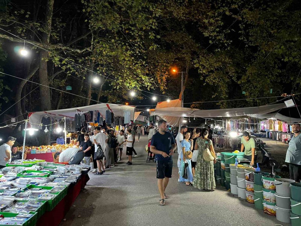 Türkeli’de 400 Yıllık Gelenek Sürüyor: Tarihi Morza Panayırı Başladı