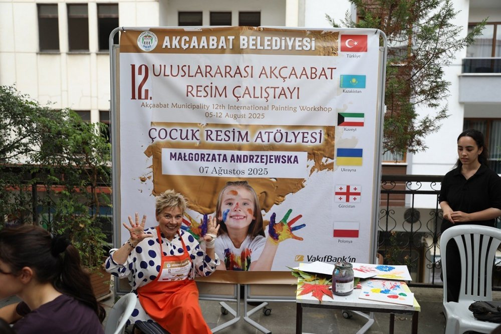 12. Uluslararası Resim Çalıştayı’nda Çocuklar Hem Öğrendi Hem Eğlendi