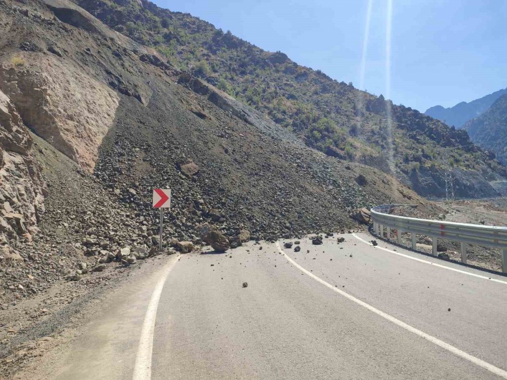 Artvin’in Yusufeli İlçesinde Heyelan