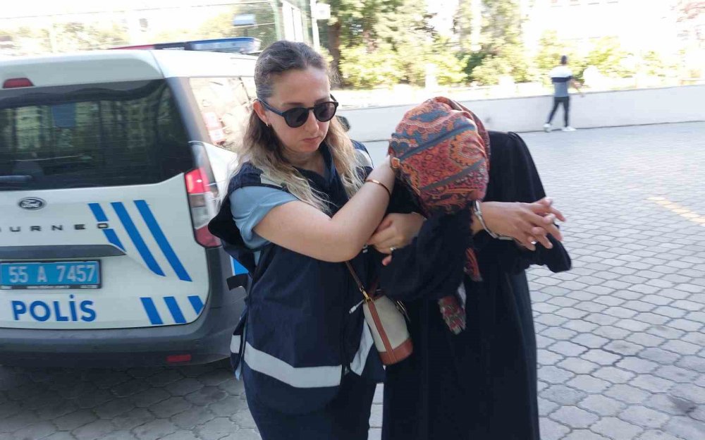 Komşusunun Anahtarını Kopyalayıp 1,7 Milyon Liralık Altın Çaldı, Sıfır Araç Aldı