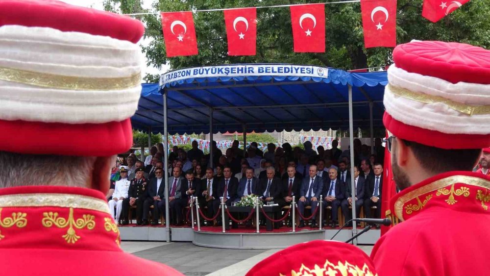 Trabzon’da Fetih Coşkusu renkli görüntülere sahne oldu