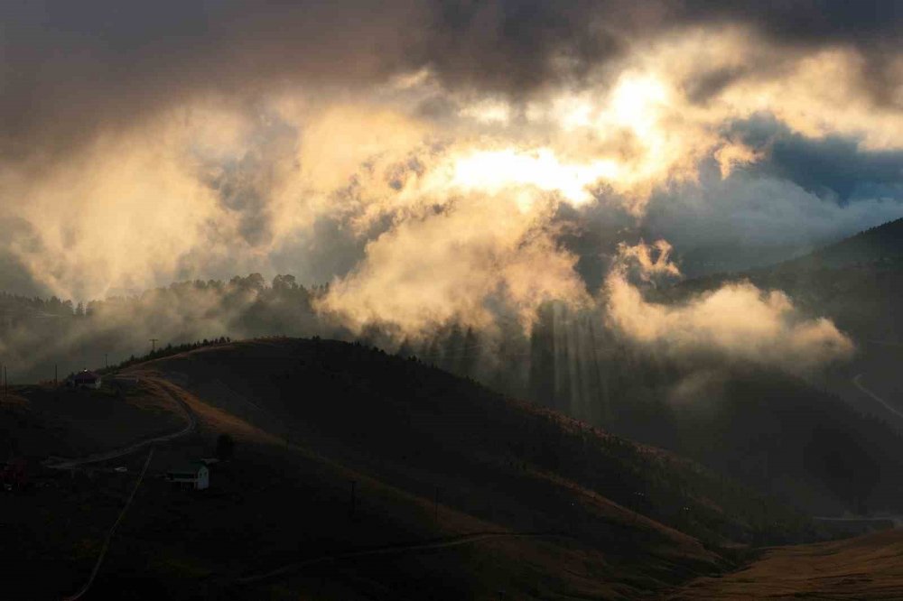 Gümüşhane Zirvelerinden Masalsı Manzaralar