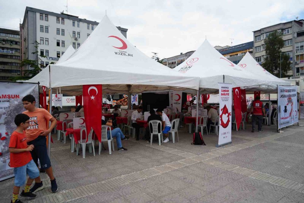 Hedef 1919 Kan Bağışı Kampanyası: İlk Gün 210 Ünite Kan Toplandı