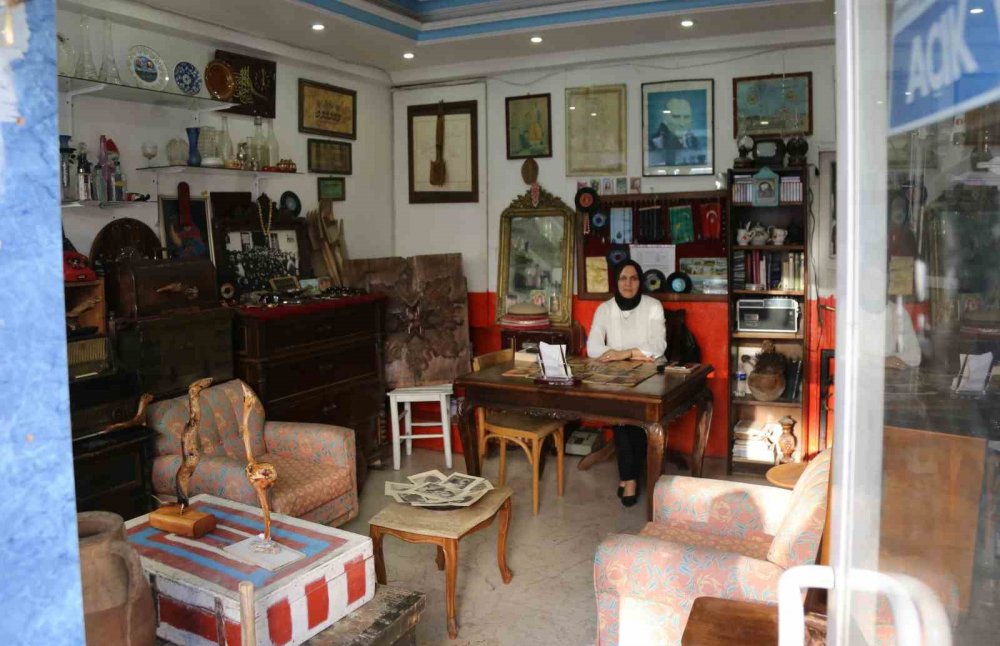 Eşinden Bulaşan Merak Kadın Girişimciyi Antikacı Yaptı