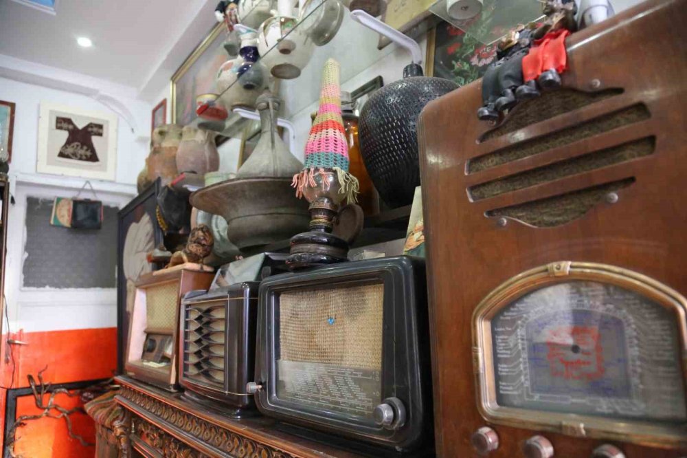 Eşinden Bulaşan Merak Kadın Girişimciyi Antikacı Yaptı