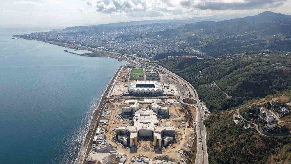 Şehir Hastanesi Yolunun Trafiğiyle İlgili Arayışlar Sürüyor