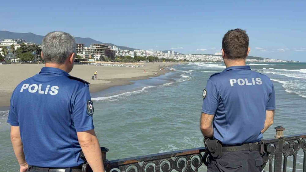 Samsun’da Denize Giren 2 Genç Boğuldu