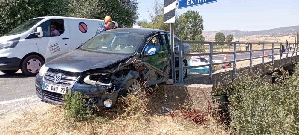 Tokat’ta Otomobil Bariyerlere Çarptı: 1 Ölü, 2 Yaralı