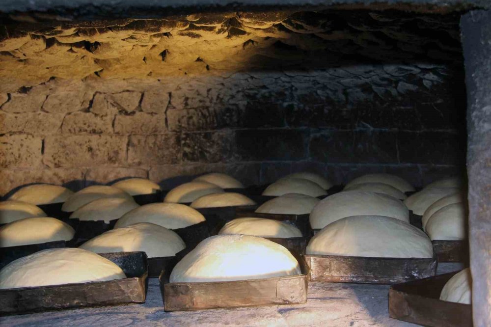 Abacıbükü Ekmeği’nin Sırrı Fırınında Ve Fındık Kabuğunda