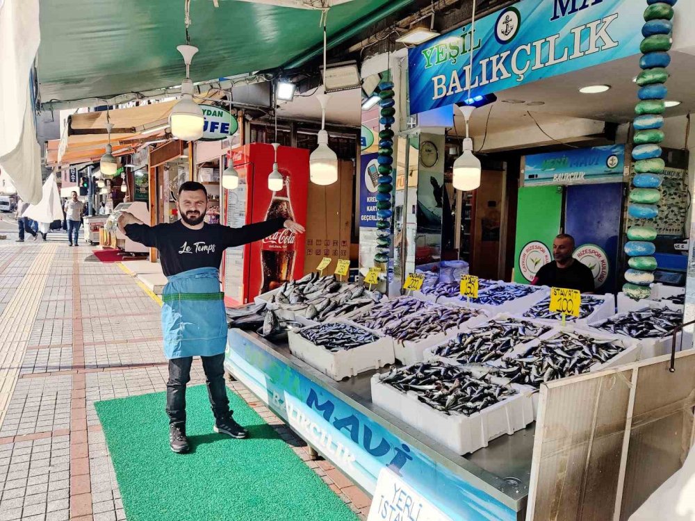 Hamsi Rize’de Tezgaha Düştü