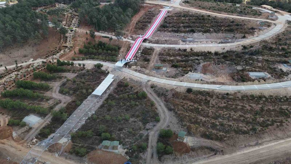 Türkiye’nin En Büyük Kaydırağı Gebze’de İnşa Ediliyor