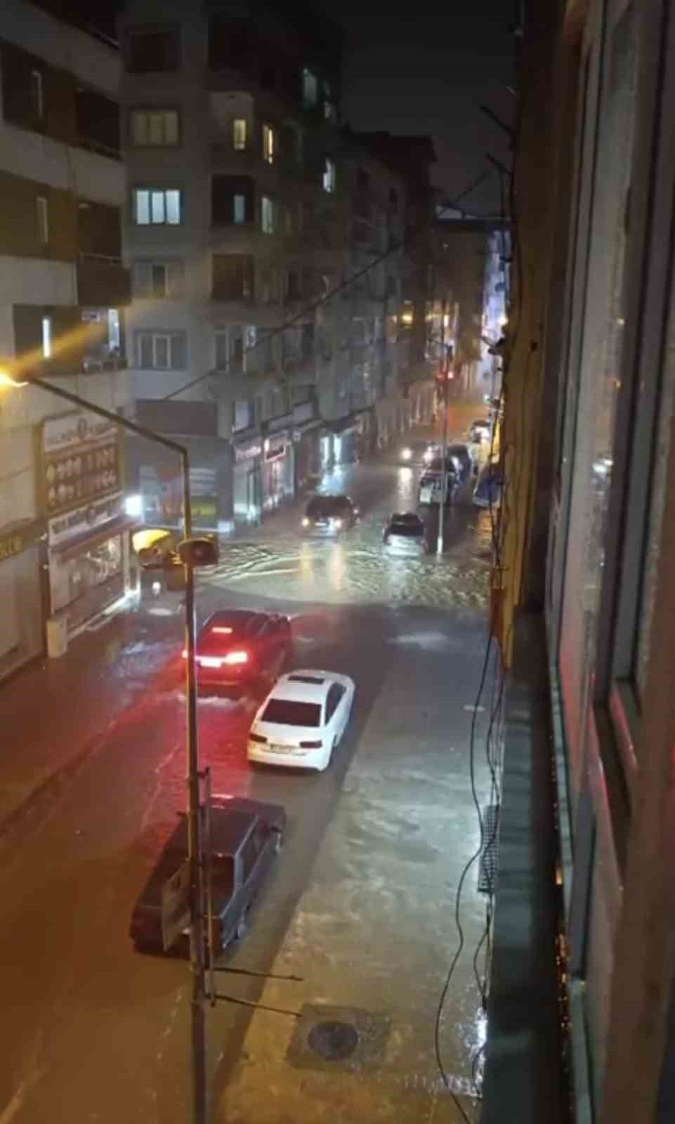 Ordu’da Sağanak Sonrası Sel Ve Su Baskınları