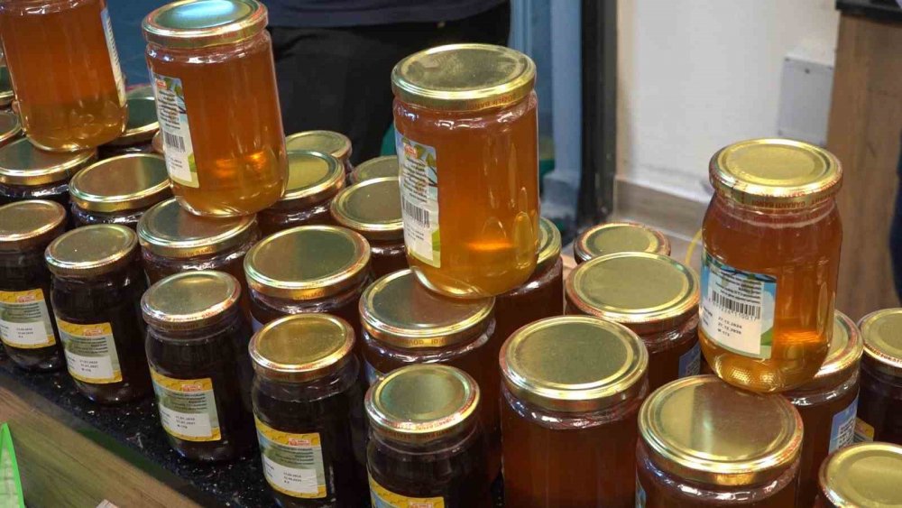 Rizeli Bal Üreticileri Uyarıyor: "bal Güvene Dayalı Alınır Ve Tüketilir"