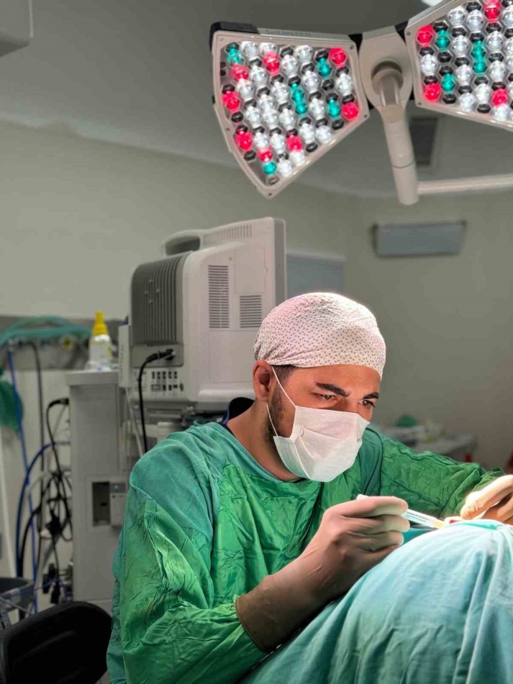 Bayburt’ta Kepçe Kulak Ameliyatları Yapılıyor