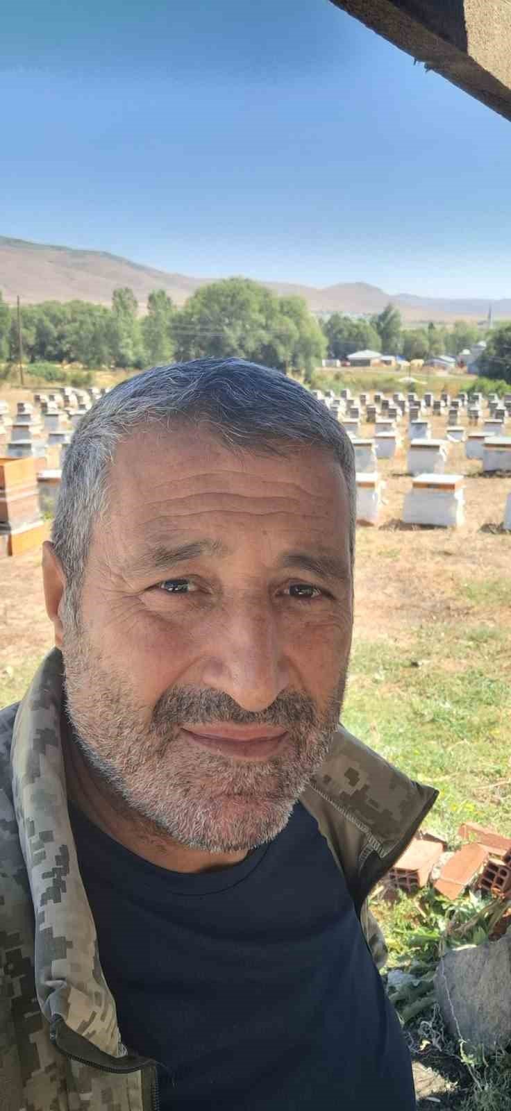 Erzurum’un Çat İlçesinde Arıcıların Ayı Nöbeti