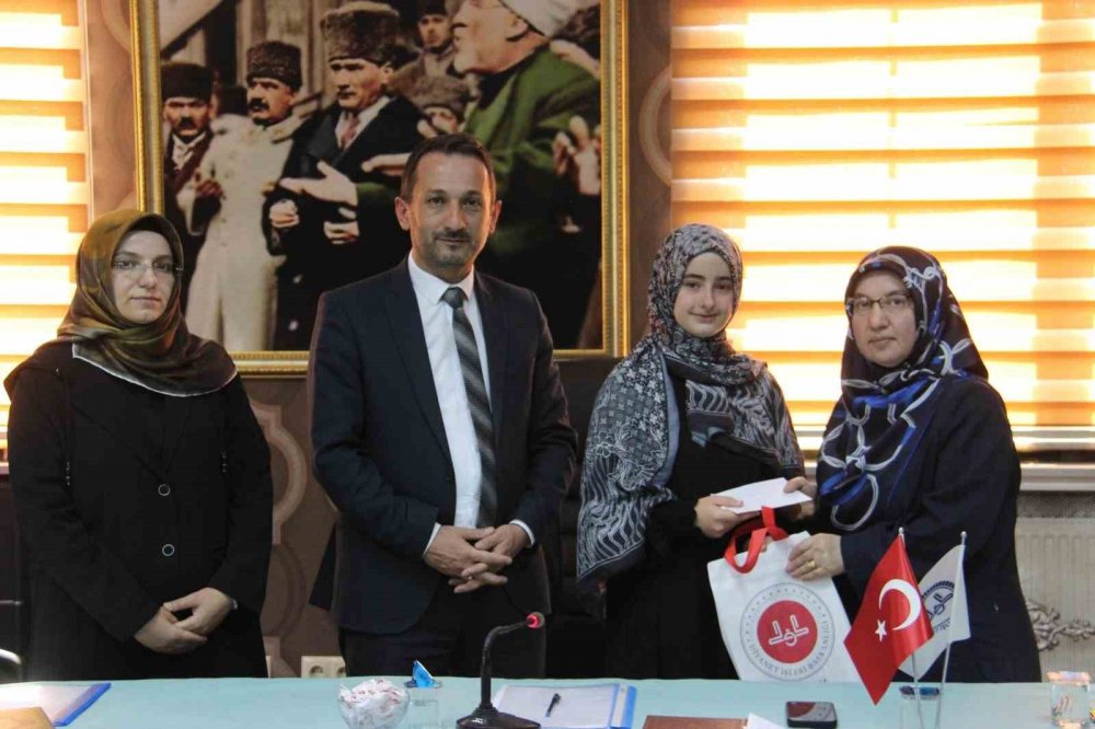 Erzurum’da Hafızlar Yarıştı