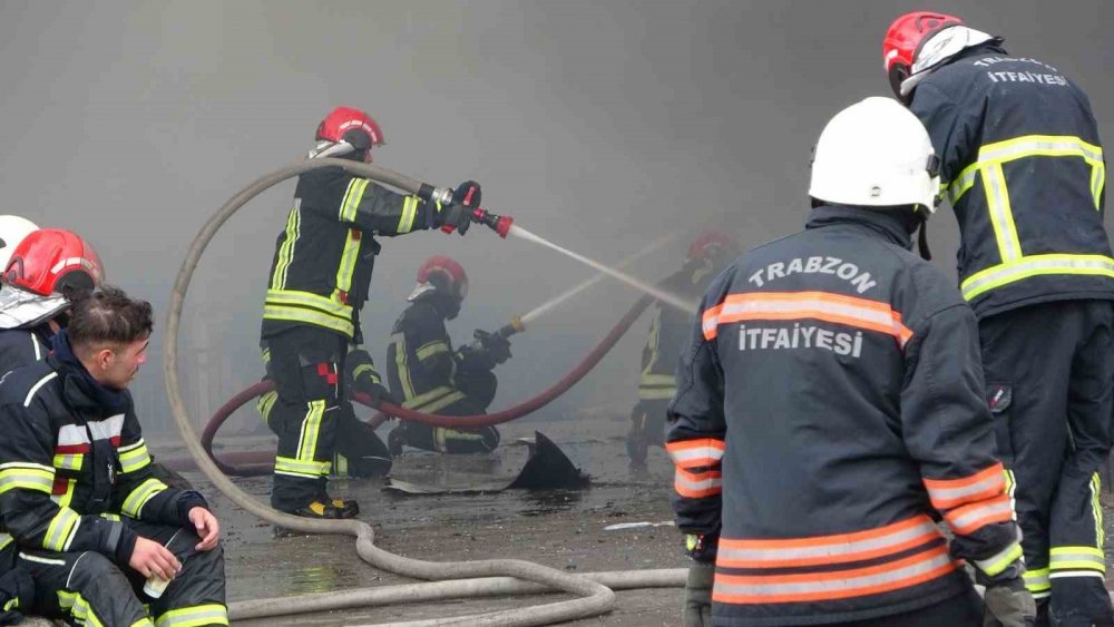 Akçaabat Belediye Başkanı Ekim: "gece 2’den Beri Burada Müdahale Devam Ediyor"
