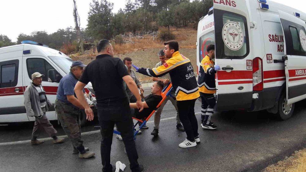 Bolu-mudurnu Yolunda Feci Kaza: 10 Yaralı