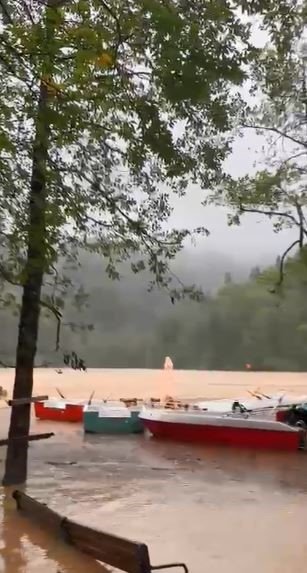 Artvin’de Sağanak Yağış Sele Neden Oldu