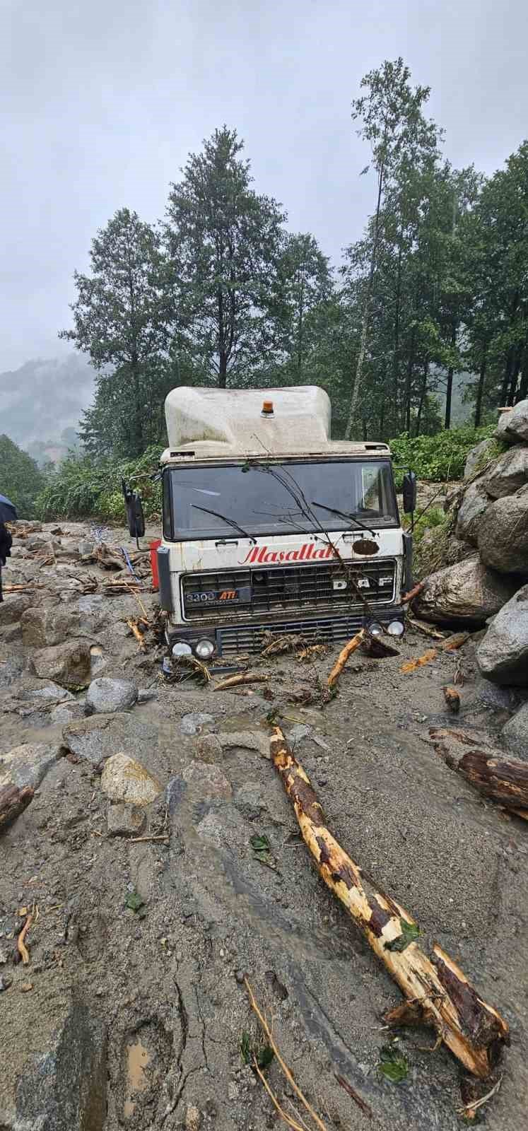 Deremezra Köyü Muhtarı Kuru Yardım Çağrısında Bulundu