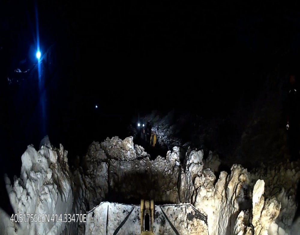 Çamlıhemşin Tirovit Yaylası’nda Çığ: 15 Kişi ve 8 Hayvan Kurtarıldı