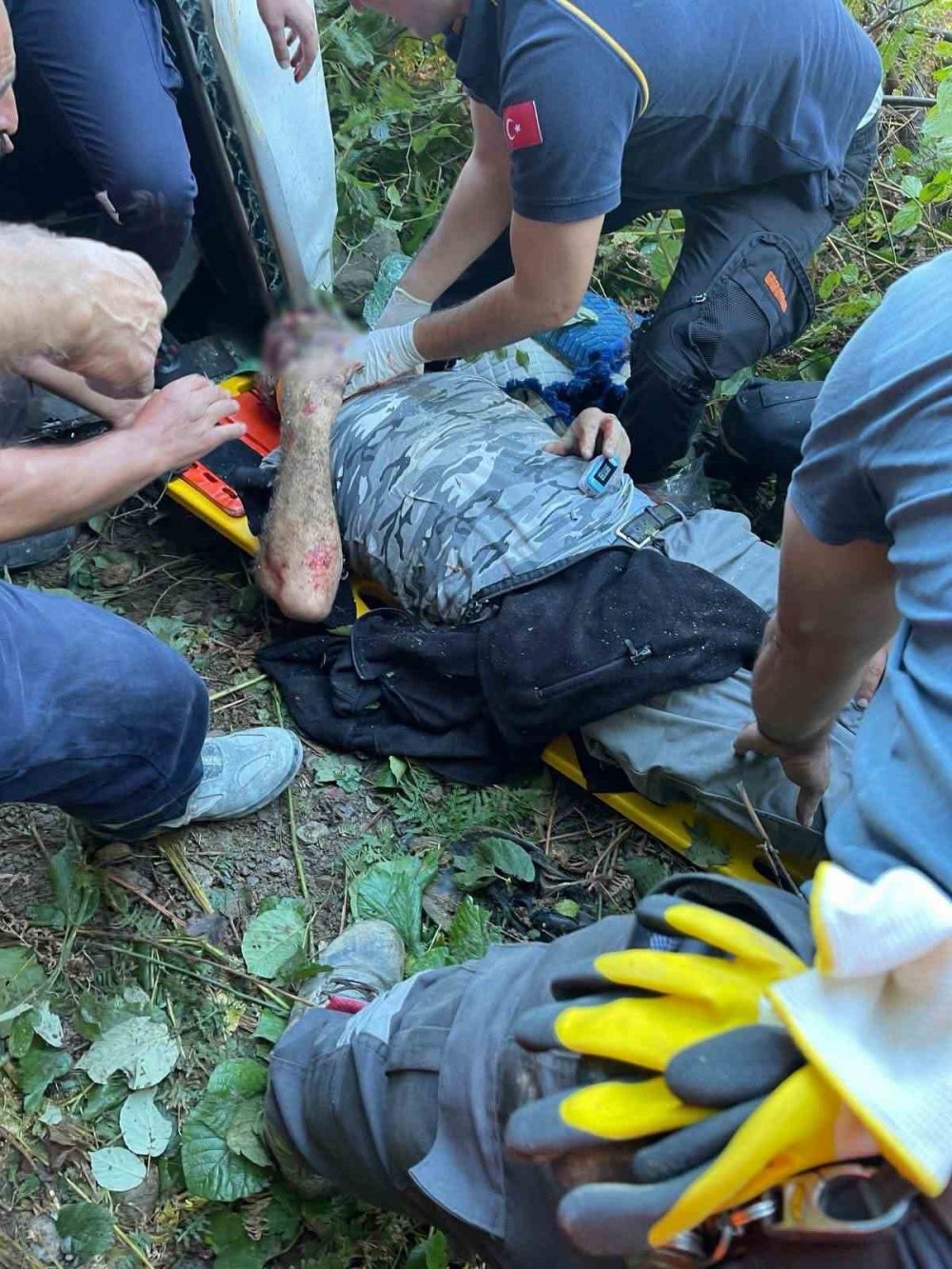 Artvin’de Beton Mikseri Uçuruma Yuvarlandı: 1 Yaralı