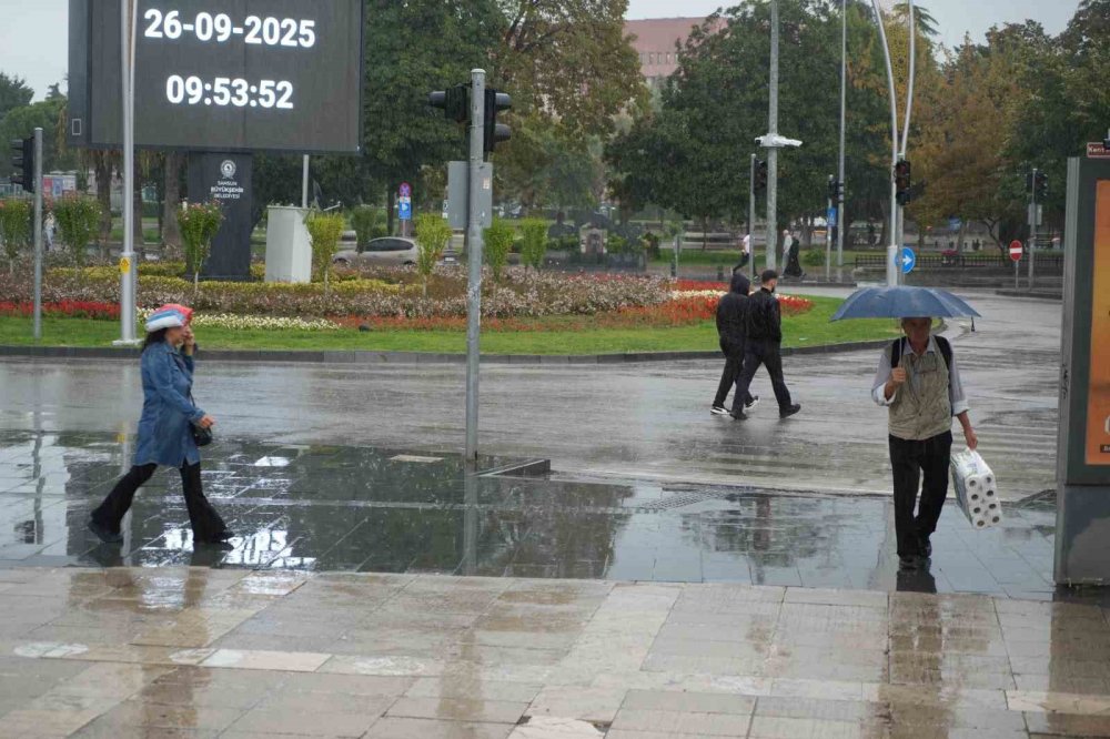 Samsun’da Sağanak Yağış Etkili Oldu