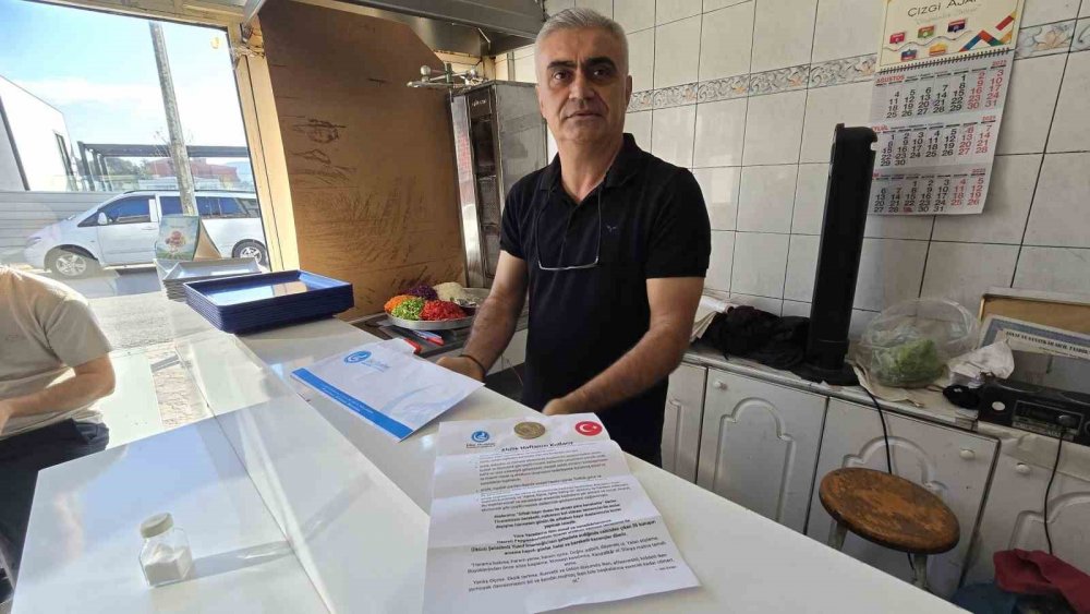 Ülkü Ocaklarından Esnafa Siftah Parası