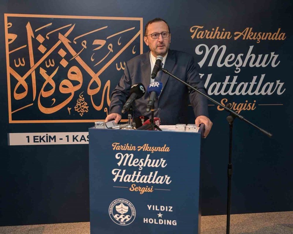 ’tarihin Akışında Meşhur Hattatlar Sergisi’ Trabzon’da Ziyarete Açıldı