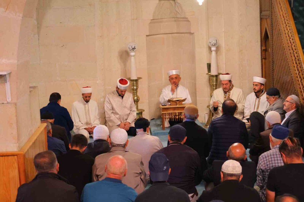Ulu Cami’de Kur’an Ziyafeti