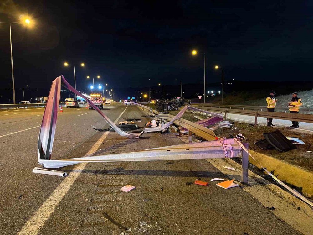 Kuzey Marmara Otoyolu’nda Feci Kaza : 2 Ölü, 5 Yaralı